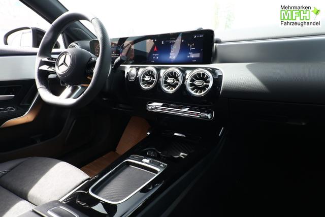 Mercedes-Benz A-Klasse AMG Line A 200 Adv+ Special Edition ACC SHZ 19Z 