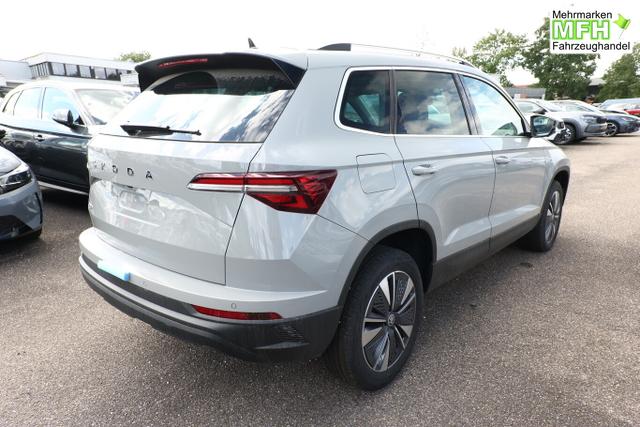 Skoda Karoq Selection DSG Selec ACC Kam SideA SHZv/h Kessy SunS 