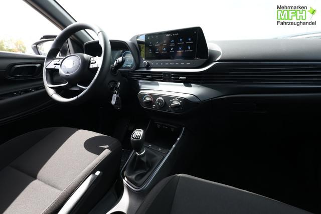Hyundai i20 Blackline Blackl Nav CarPlay 16Z StyleP Temp Kam DigiC 