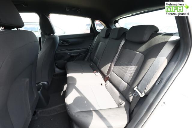 Hyundai i20 Blackline Blackl Nav CarPlay 16Z StyleP Temp Kam DigiC 