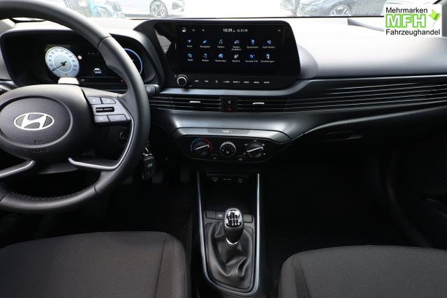Hyundai i20 Blackline Blackl Nav CarPlay 16Z StyleP Temp Kam DigiC 