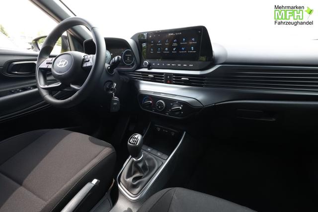 Hyundai i20 Blackline Blackl Nav CarPlay 16Z StyleP Temp Kam DigiC 