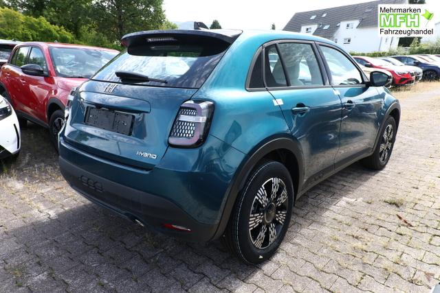 Fiat 600 Icon Hybrid SHZ Keyl Nav Kam 2xPDC LED CarP 