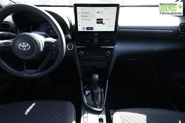 Toyota Yaris Cross LED Nav Smartkey 17" Privacy ACC 