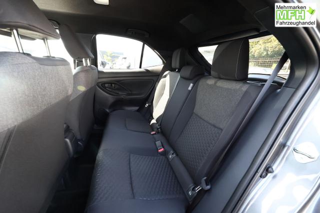 Toyota Yaris Cross LED Nav Smartkey 17" Privacy ACC 