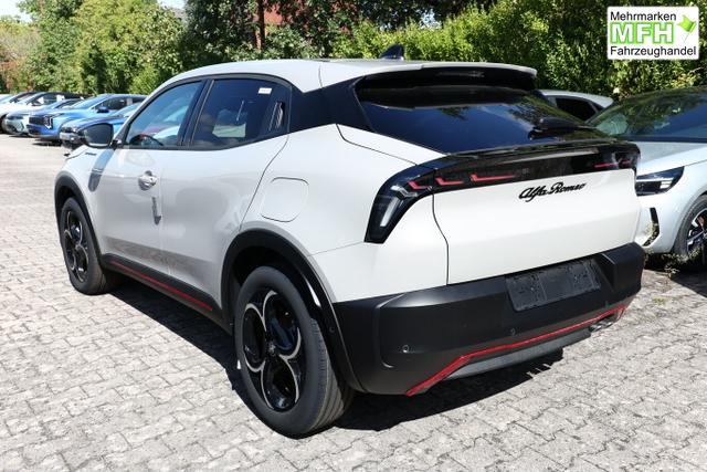 Alfa Romeo Junior Speciale Ibrida TechP Navi 18"LM elHK SHZ 