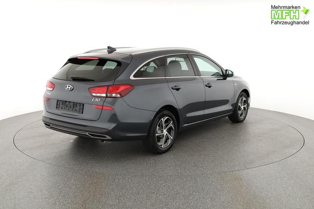 Hyundai i30 Kombi Smart 1.5 T-GDI DCT Smart, LED, Kamera, Winter 