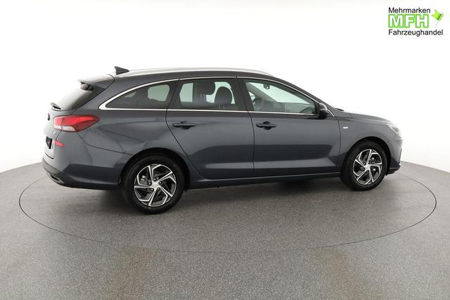 Hyundai i30 Kombi Smart 1.5 T-GDI DCT Smart, LED, Kamera, Winter 