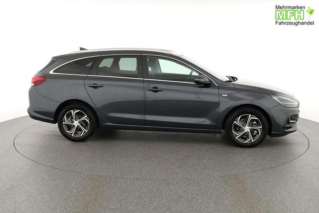 Hyundai i30 Kombi Smart 1.5 T-GDI DCT Smart, LED, Kamera, Winter 