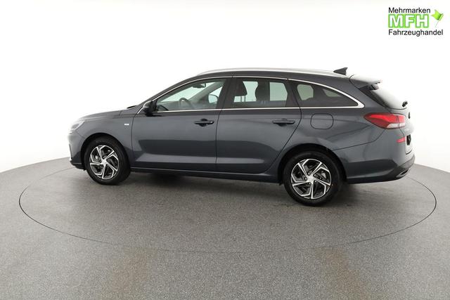 Hyundai i30 Kombi Smart 1.5 T-GDI DCT Smart, LED, Kamera, Winter 