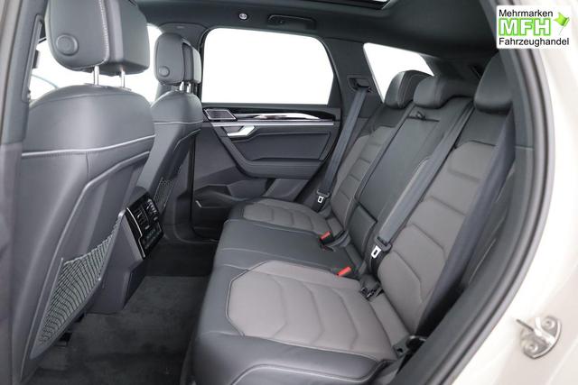 Volkswagen Touareg 3.0 TDI 210 kW 4Motion R-Line V6 Black, 22-Zoll, Dynaudio, Pano 