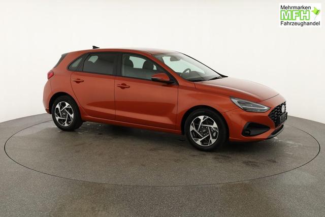 Hyundai i30 1.0 T-GDI DCT Family, Navi, Kamera, LED, 16-Zoll, Winterpaket, 1. Hand 