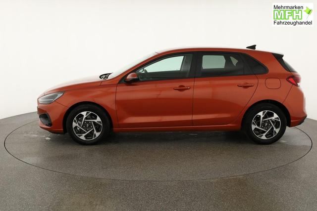 Hyundai i30 1.0 T-GDI DCT Family, Navi, Kamera, LED, 16-Zoll, Winterpaket, 1. Hand 