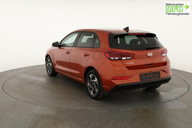 Hyundai i30 1.0 T-GDI DCT Family, Navi, Kamera, LED, 16-Zoll, Winterpaket, 1. Hand 
