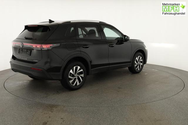 Volkswagen Tiguan 1.5 TSI eHybrid 150 kW Life DSG Life, AHK, Navi, ParkAssist, 5-J Garantie 