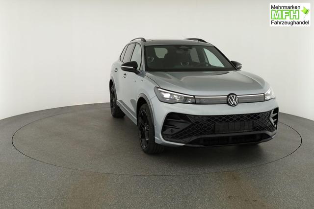 Volkswagen Tiguan 1.5 TSI eHybrid 200 kW R-Line Black, Pano, 20-Zoll, AHK, AreaView, 5-J Garantie 
