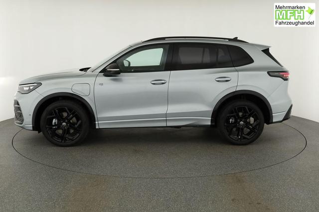 Volkswagen Tiguan 1.5 TSI eHybrid 200 kW R-Line Black, Pano, 20-Zoll, AHK, AreaView, 5-J Garantie 