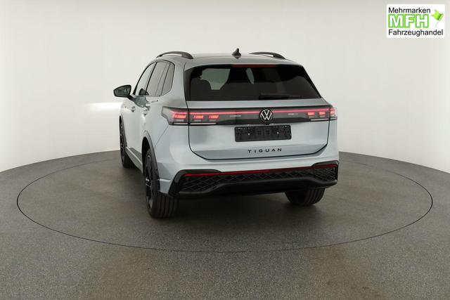 Volkswagen Tiguan 1.5 TSI eHybrid 200 kW R-Line Black, Pano, 20-Zoll, AHK, AreaView, 5-J Garantie 