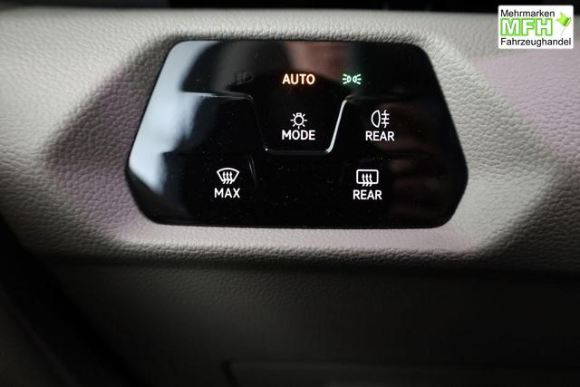 Volkswagen T7 Multivan Life lang TDI DSG Life, Teilleder, AHK, Navi, easyOpen, 7-Sitzer 