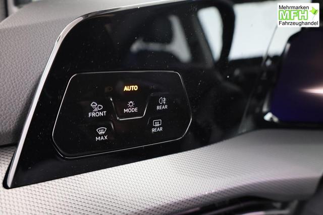 Volkswagen Golf 1.5 TSI eHybrid 150 kW Edition 50 VIII Style, Navi, Kamera, Side, LED-Plus 
