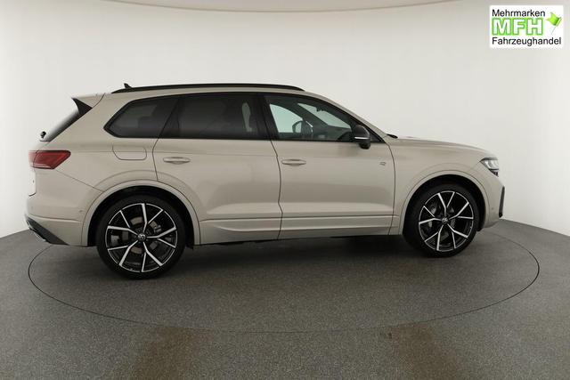 Volkswagen Touareg 3.0 TDI 210 kW 4Motion R-Line V6 Black, 22-Zoll, Dynaudio, HuD, Luft, Standheizung 