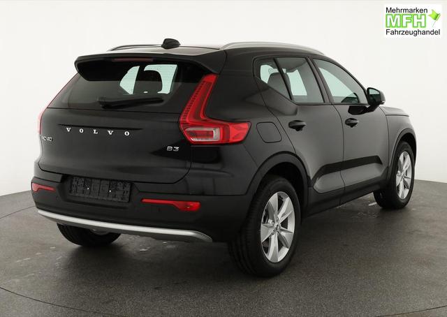 Volvo XC40 Core 2WD B3 Mild-Hybrid Core, Navi, LED, Winter, Kamera, el. Klappe 