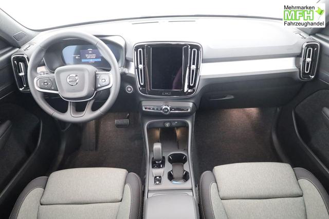 Volvo XC40 Core 2WD B3 Mild-Hybrid Core, Navi, LED, Winter, Kamera, el. Klappe 