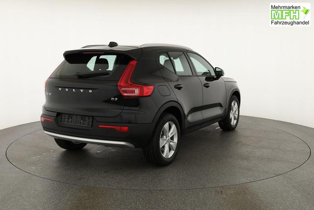 Volvo XC40 Core 2WD B3 Mild-Hybrid Core, Navi, LED, Winter, Kamera, el. Klappe 