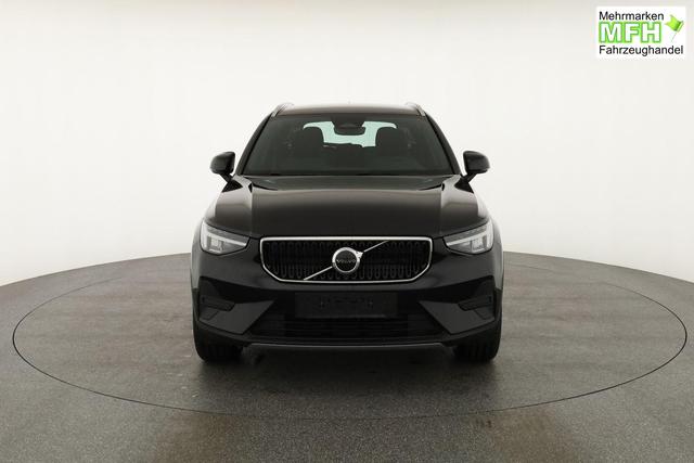 Volvo XC40 Core 2WD B3 Mild-Hybrid Core, Navi, LED, Winter, Kamera, el. Klappe 