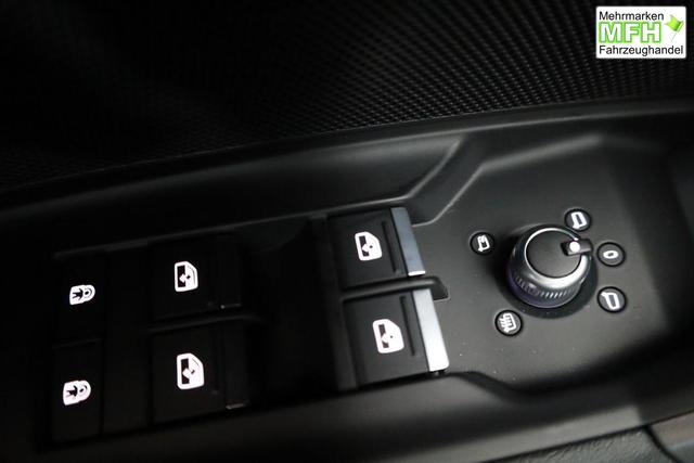 Audi A3 Sportback 35 TFSI S line S-Tronic S-LINE, Pano, Teilleder, Kamera, ACC, Sitzheizung, 4-J Garantie 