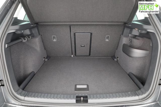 Skoda Karoq 1.5 TSI DSG 130 Jahre, AHK, el. Klappe, Kamera, Ladeboden, Winter 