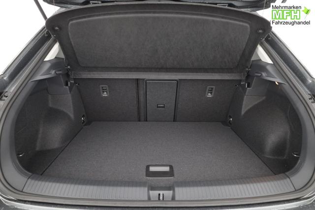 Volkswagen T-Roc Life 1.5 TSI DSG, LED, Kamera, Parklenk, Winter, 17-Zoll 