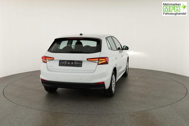 Skoda Fabia Selection 1.0 TSI Selection, AHK, Tempomat, Ladeboden, Park, Winterpaket, SmartLink, 4-J Garantie 