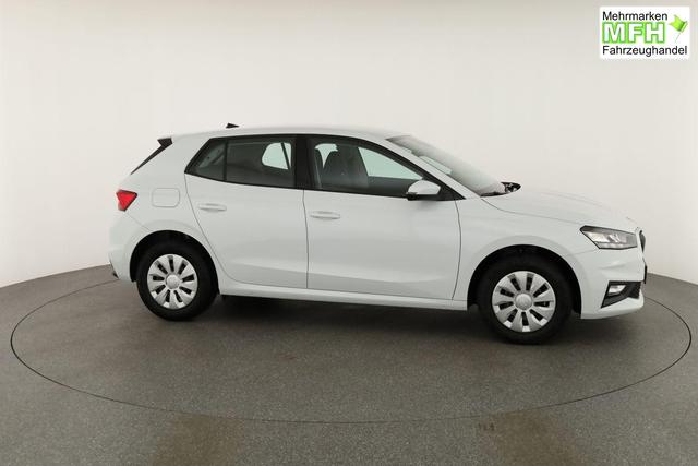 Skoda Fabia Selection 1.0 TSI Selection, AHK, Tempomat, Ladeboden, Park, Winterpaket, SmartLink, 4-J Garantie 