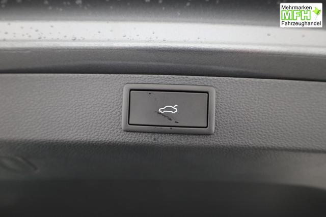 Skoda Karoq 1.5 TSI DSG 130 Jahre, AHK, el. Klappe, Kamera, Ladeboden, Winter 