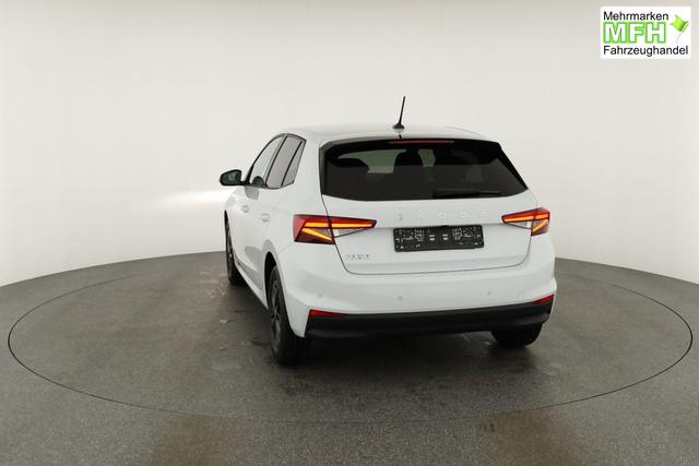 Skoda Fabia Selection 1.0 TSI 130 Jahre, LED, Kamera, Winter, 15-Zoll, 5-J. Garantie 