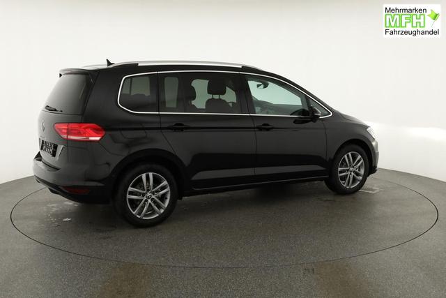 Volkswagen Touran Comfortline BMT/Start-Stopp 1.5 TSI DSG Comfortline, 7-Sitzer, AHK, Navi, Kamera, Side, Winter, 4-J. Garantie 
