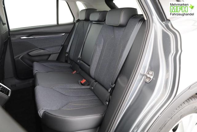 Skoda Elroq 60 Loft Loft, W&auml;rmepumpe, Navi, Kamera, Side, Winter, 19-Zoll 