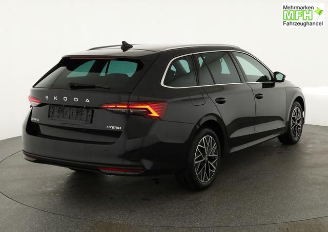 Skoda Octavia Combi 1.5 TSI mHEV 110 kW Selection DSG Selection, Side, el. Klappe, Kamera, Winter 