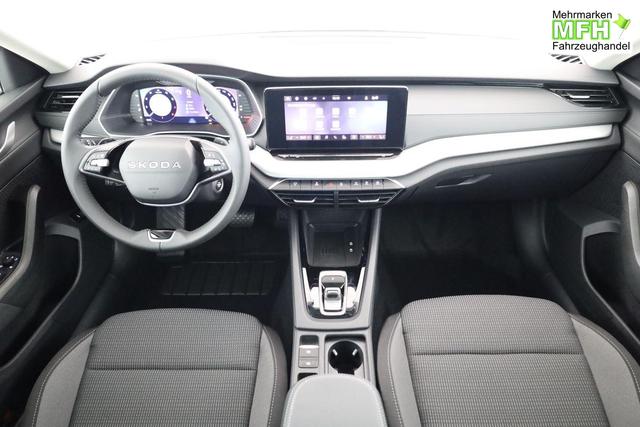 Skoda Octavia Combi 1.5 TSI mHEV 110 kW Selection DSG Selection, Side, el. Klappe, Kamera, Winter 