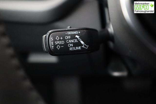 Skoda Octavia Combi 1.5 TSI mHEV 110 kW Selection DSG Selection, Side, el. Klappe, Kamera, Winter 