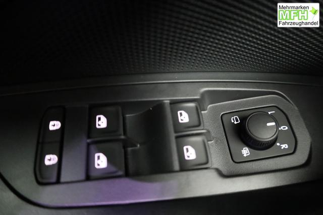 Skoda Kodiaq 2.0 TDI 142kW 4x4 Selection DSG Selection, 7-Sitzer, AHK, Navi, Side, el. Klappe, AreaView, ParkAssist 