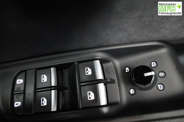 Audi Q8 50 TDI quattro qu S-LINE, Standheizung, HuD, Luft, Pano, B&O, 23-Zoll, AHK, Leder, AreaView, Optik schwarz 