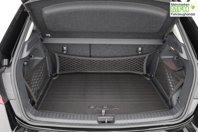 Skoda Fabia Selection 1.0 TSI DSG 130 Jahre, LED, Kamera, ACC, Side, Ladeboden, Winter 