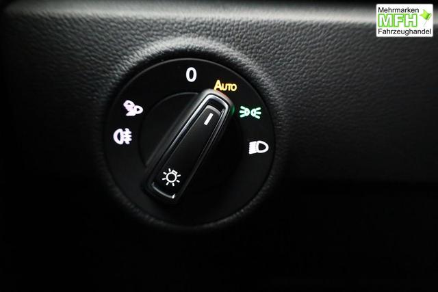 Volkswagen T-Roc Style 1.5 TSI DSG Black Style, AHK, IQ.Light, 19-Zoll, easyOpen, Navi 