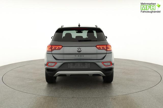 Volkswagen T-Roc Style 1.5 TSI DSG Black Style, AHK, IQ.Light, 19-Zoll, easyOpen, Navi 