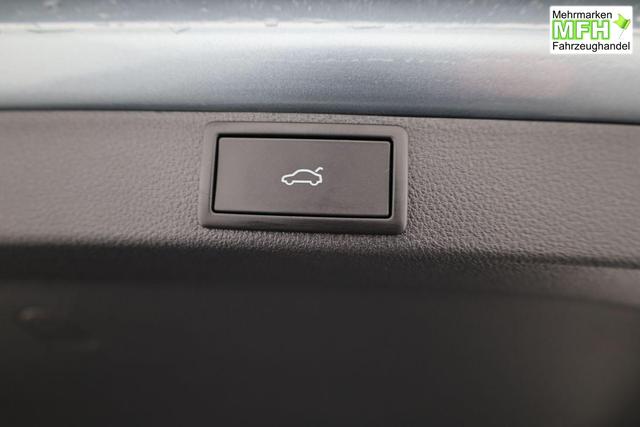 Skoda Octavia Combi RS 2.0 TSI DSG, Sonderlackierung, AHK, 19 Zoll, Canton, el. Klappe, Navi, Matrix, sofort 