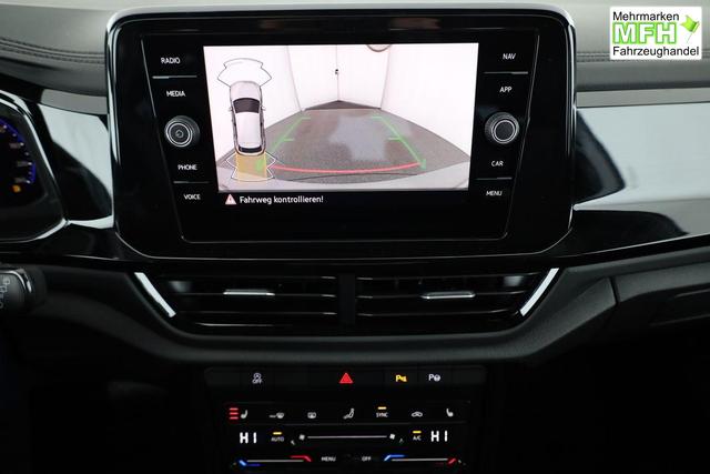 Volkswagen T-Roc Style 1.5 TSI DSG Black Style, AHK, IQ.Light, 19-Zoll, easyOpen, Navi 