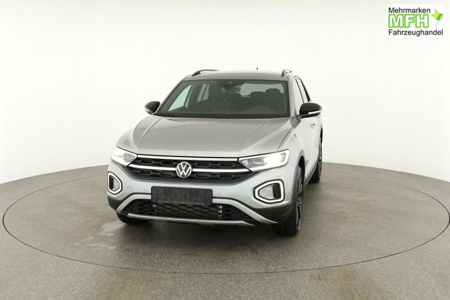 Volkswagen T-Roc Style 1.5 TSI DSG Black Style, AHK, IQ.Light, 19-Zoll, easyOpen, Navi 