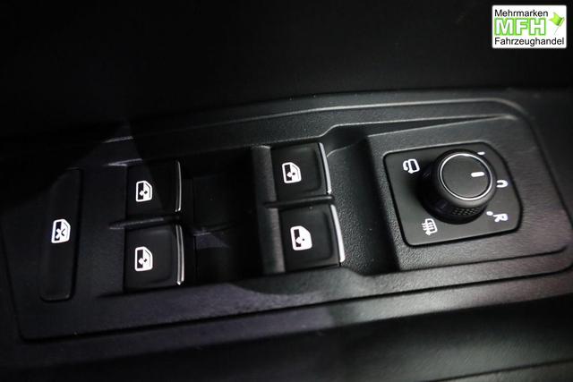 Volkswagen T-Roc Style 1.5 TSI DSG Black Style, AHK, IQ.Light, 19-Zoll, easyOpen, Navi 